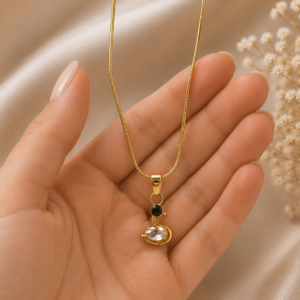 Black Swan Crystal Pendant