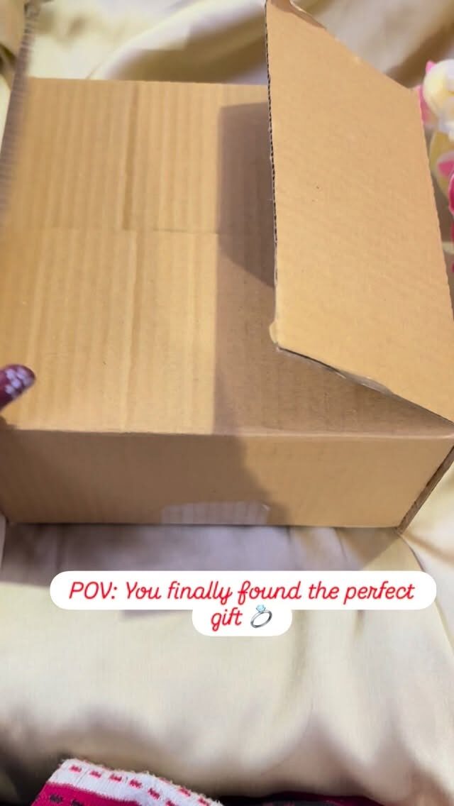 Instagram post from gleefecta. This post is in position 7.